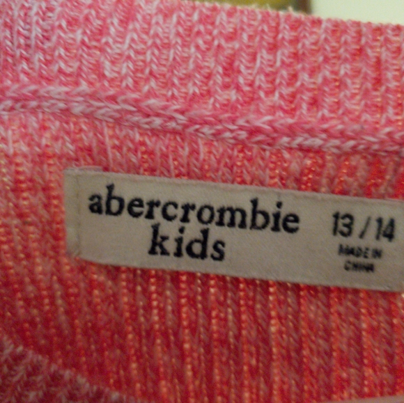 Abercrombie kids long sleeved knit, size 13/14 in deep pink - Picture 2 of 2